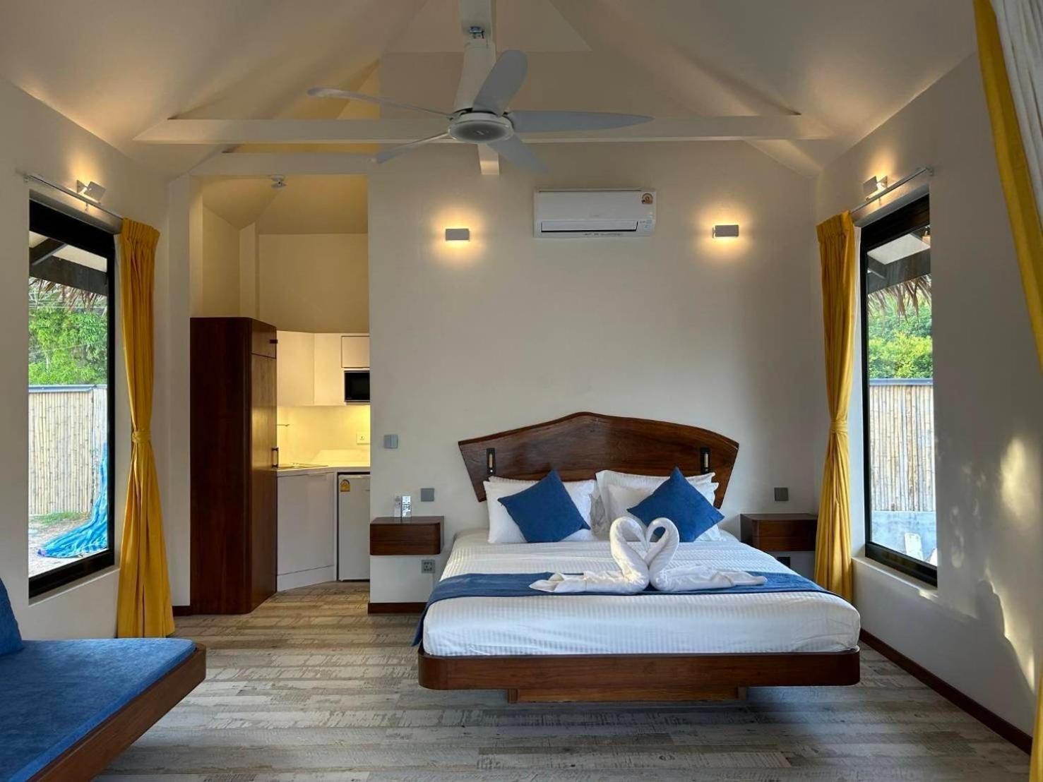 Absolute Beach Villas Baan Tai Exterior foto